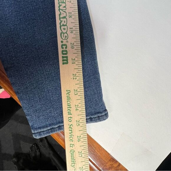 Nwt size 14/32 Good American Good Waist Crop Jeans - Picture 11 of 14